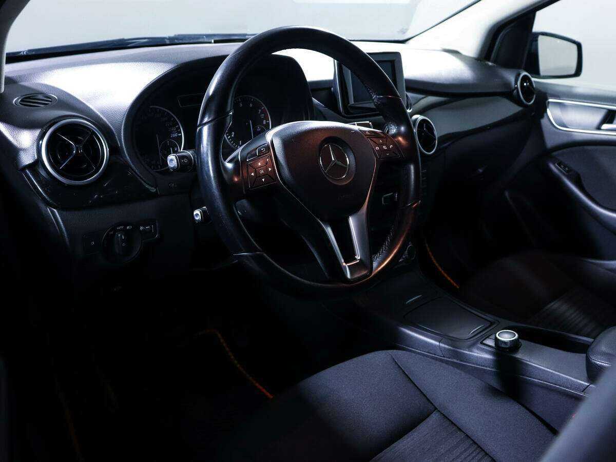 Купить Mercedes-Benz B-Класс 180, 2013, 177 347 км, фото №12