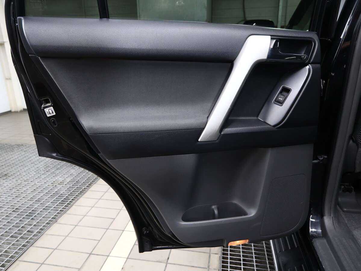 Купить Toyota Land Cruiser Prado, 2013, 183 000 км, фото №13