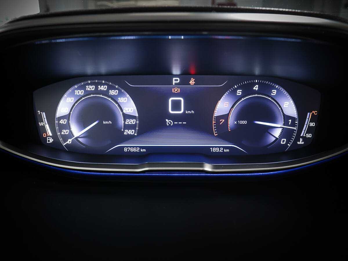 Купить Peugeot 3008, 2017, 87 662 км, фото №14