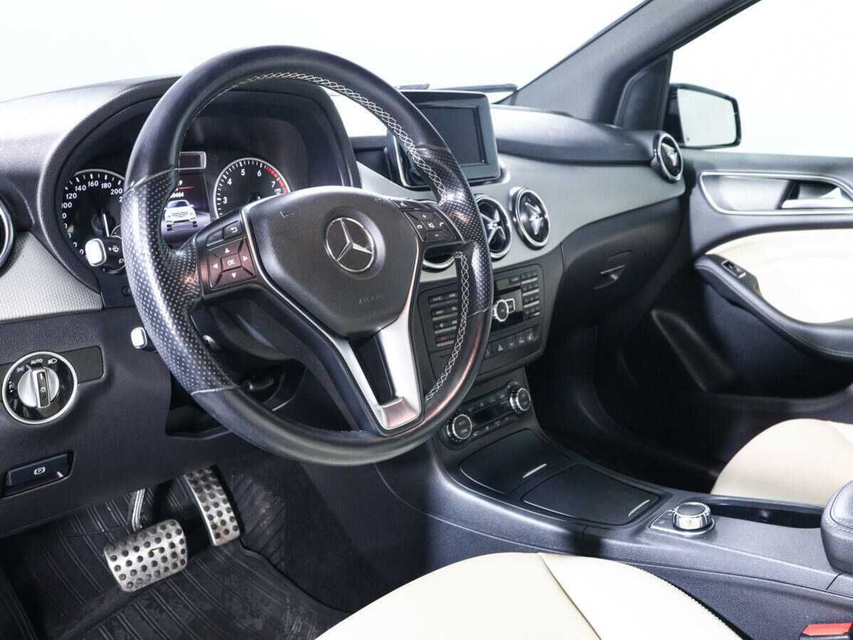 Купить Mercedes-Benz B-Класс 200, 2013, 60 000 км, фото №14