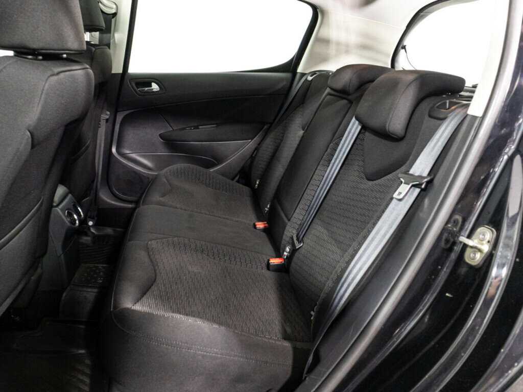 Купить Peugeot 308, 2012, 160 572 км, фото №10