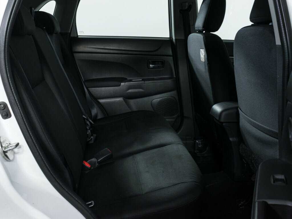 Купить Mitsubishi ASX, 2013, 241 200 км, фото №9