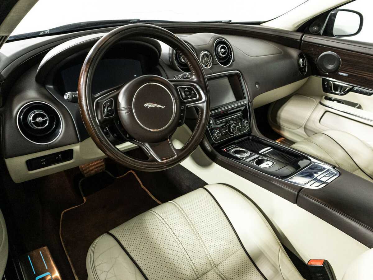 Купить Jaguar XJ, 2015, 189 205 км, фото №11