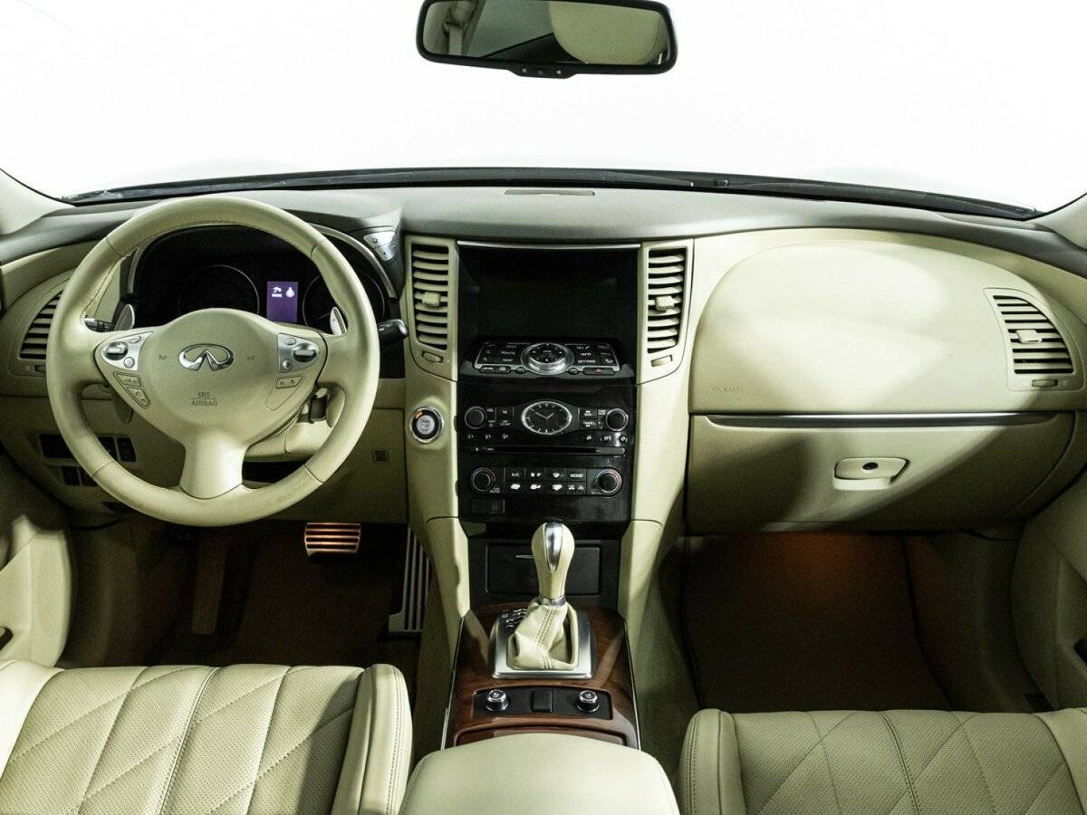Купить Infiniti FX30d, 2012, 132 395 км, фото №13