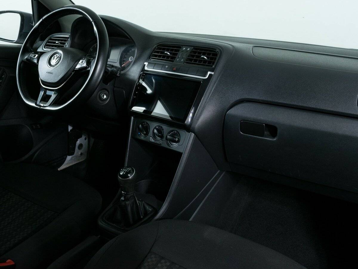 Купить Volkswagen Polo, 2018, 246 700 км, фото №8