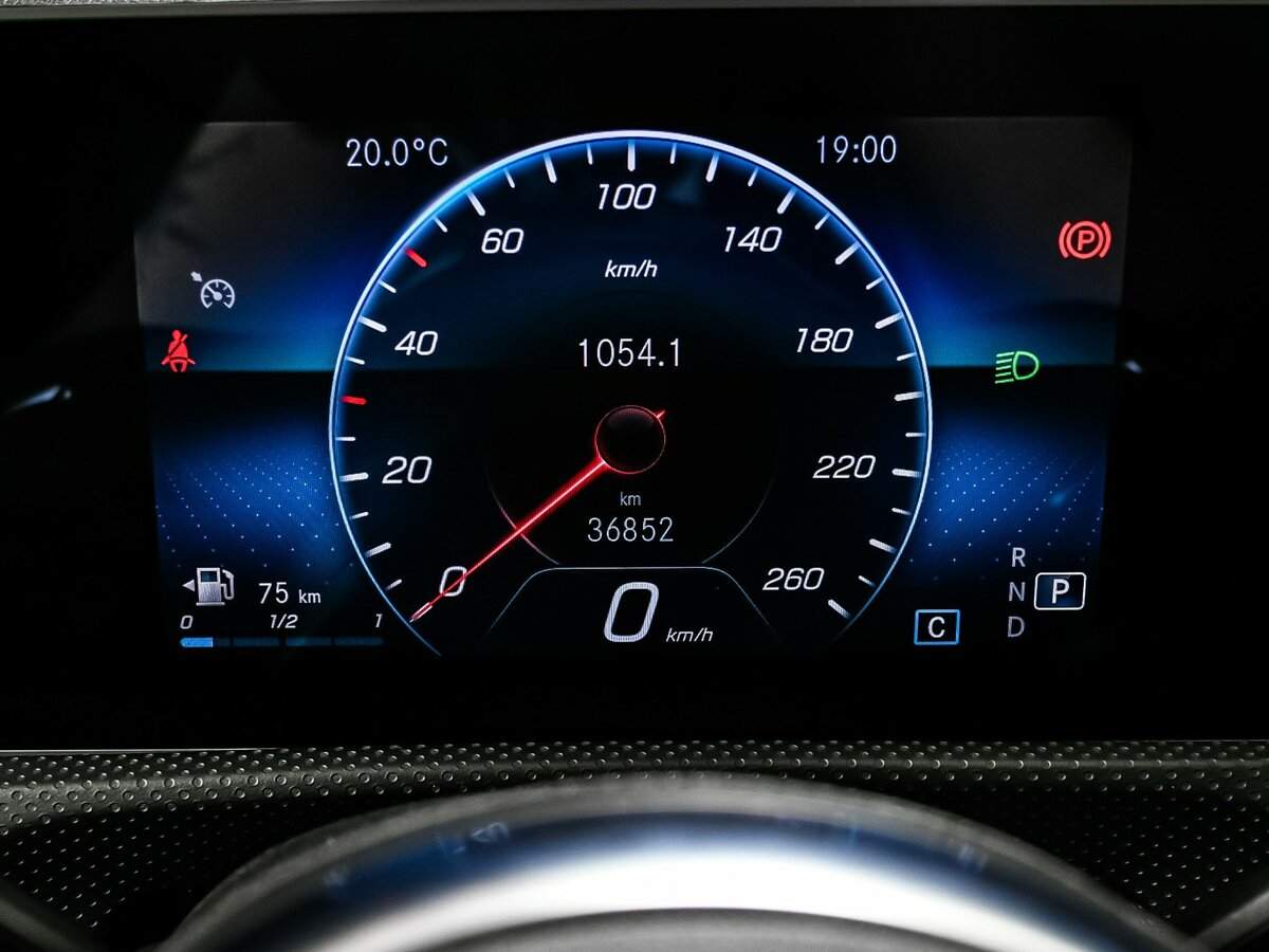 Купить Mercedes-Benz CLA 200, 2020, 36 760 км, фото №10