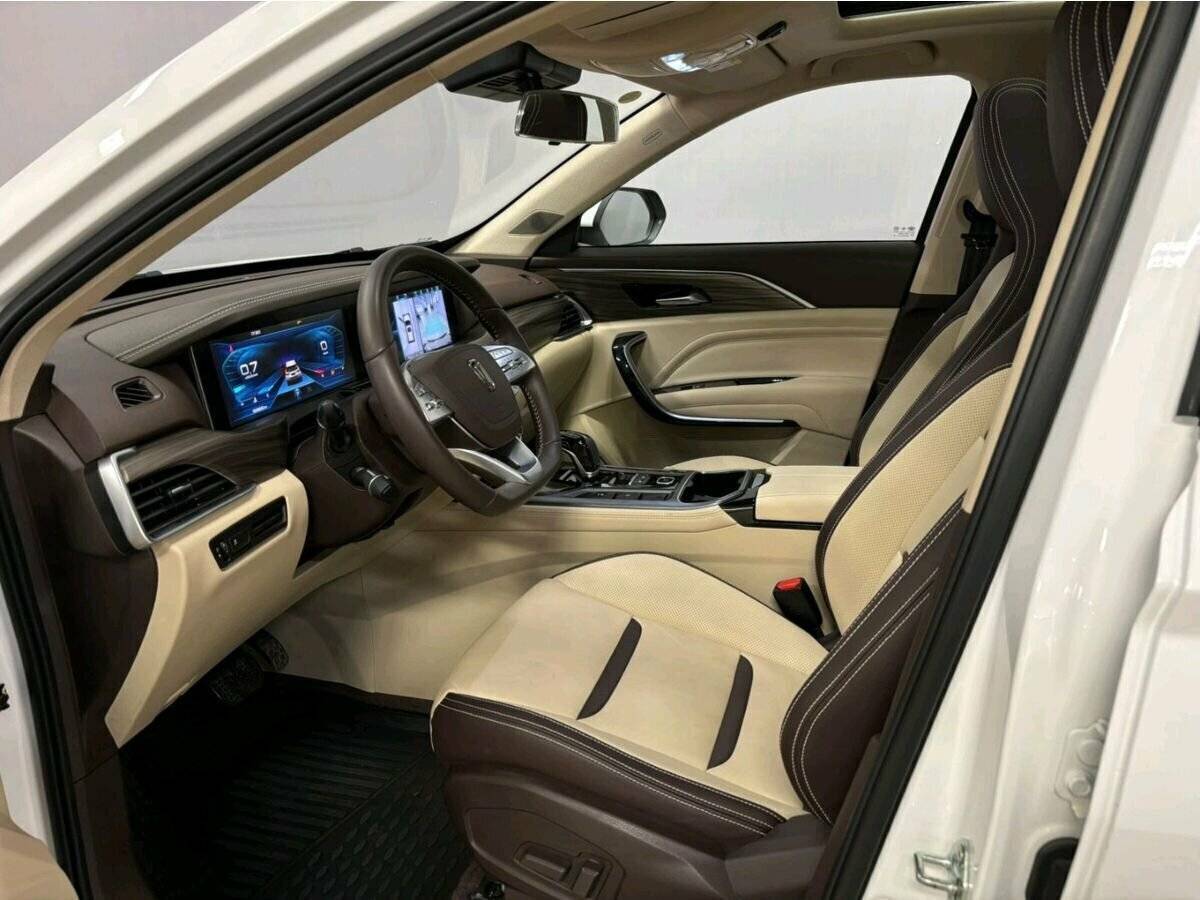 Купить FAW Bestune T77, 2023, 16 856 км, фото №9