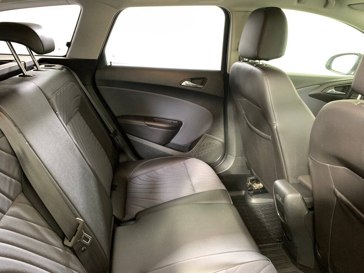 Купить Opel Astra, 2014, 93 000 км, фото №17