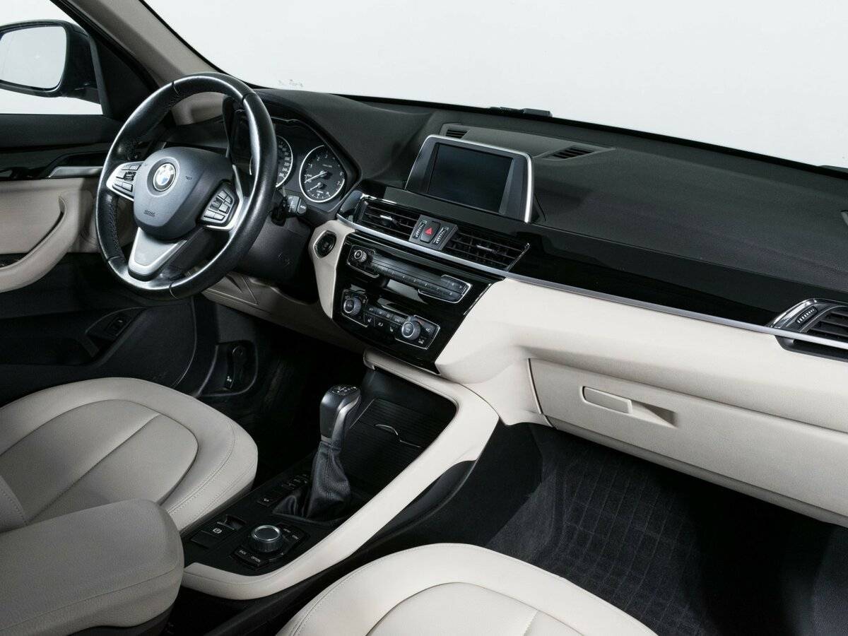 Купить BMW X1 20i xDrive, 2017, 53 755 км, фото №9