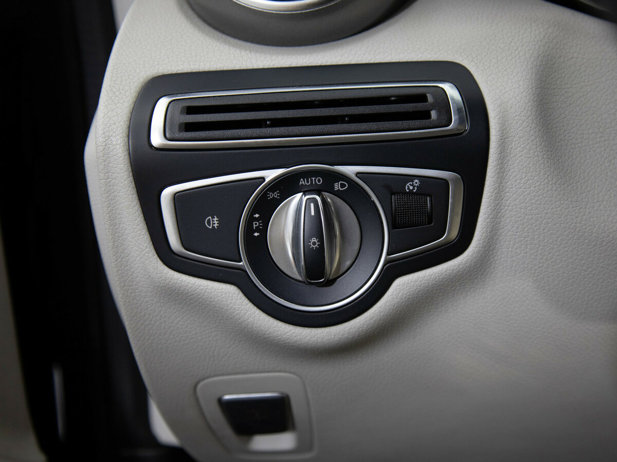 Купить Mercedes-Benz C-Класс 200 IV (W205), 2017, 252 649 км, фото №10