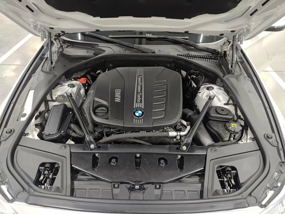 Купить BMW 5 серии 530d xDrive VI (F10/F11/F07) Рестайлинг, 2016, 211 670 км, фото №9
