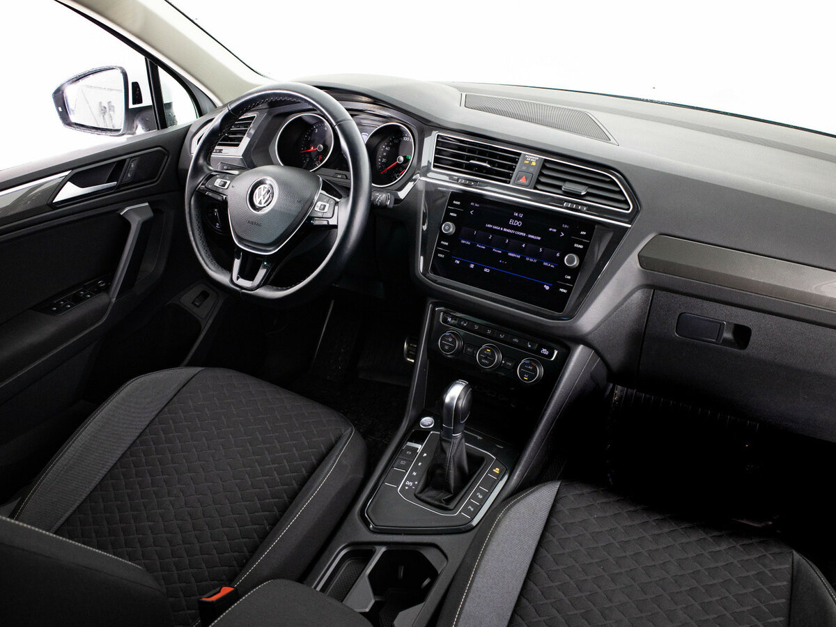 Купить Volkswagen Tiguan II, 2018, 45 750 км, фото №14
