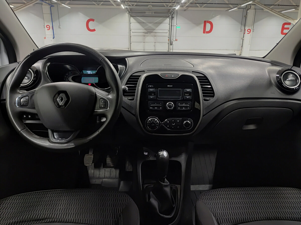 Купить Renault Kaptur I, 2018, 129 807 км, фото №13