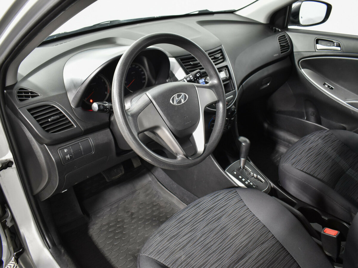 Купить Hyundai Solaris I Рестайлинг, 2015, 79 094 км, фото №9