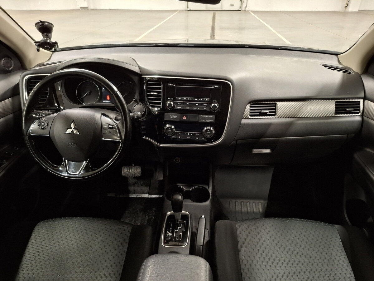 Купить Mitsubishi Outlander III Рестайлинг 2, 2015, 111 754 км, фото №13