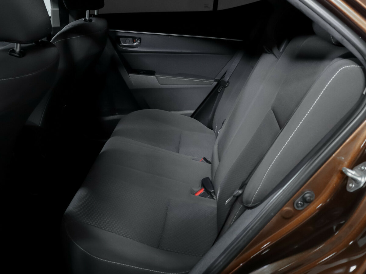 Купить Toyota Corolla XI (E160, E170, E180) Рестайлинг 1, 2017, 98 586 км, фото №8