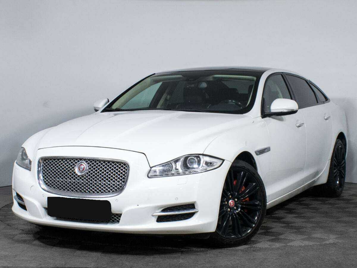 Jaguar XJ